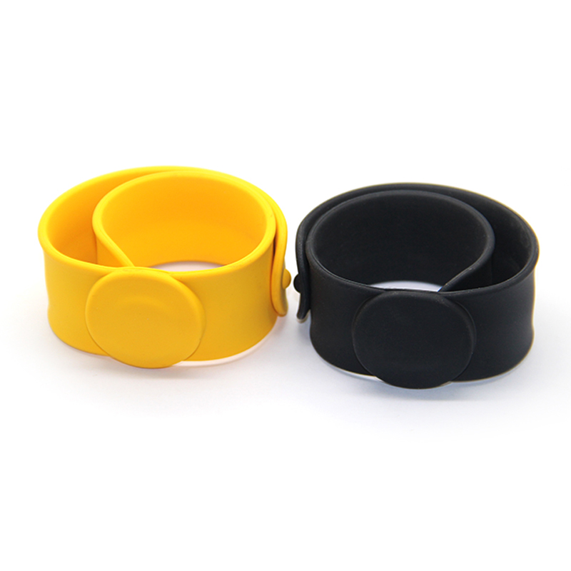 ZD-13  LOGO Custom 13.56Mhz  Slap Silicone Wristband
