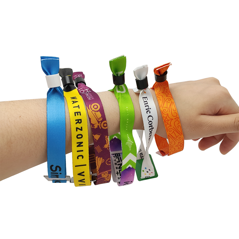 Wristband7.jpg